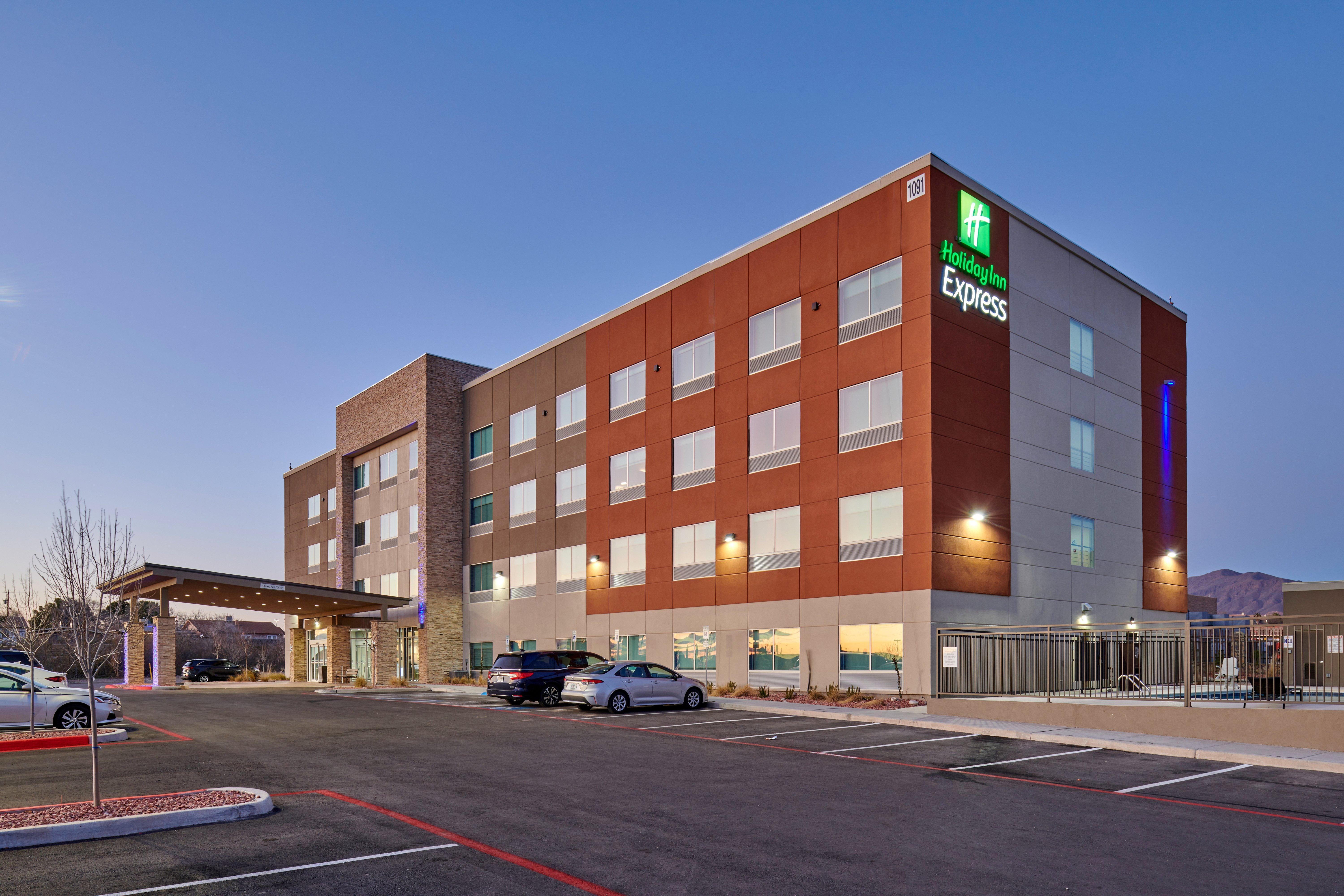 Holiday Inn Express - El Paso - Sunland Park Area By Ihg Exterior photo